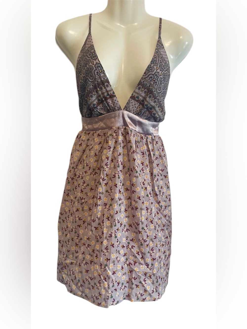 love, Fire Lavender Paisley Floral V-Neck Mini Dress